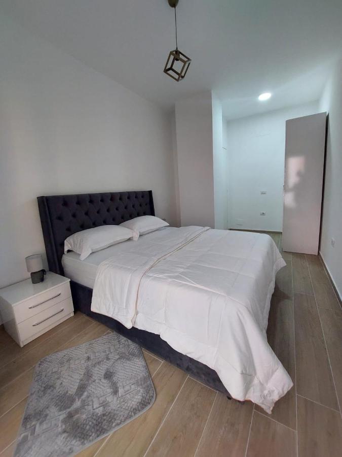 Gex Apartments Тирана Екстериор снимка