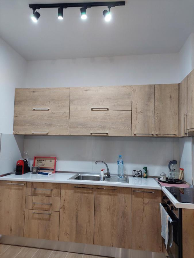 Gex Apartments Тирана Екстериор снимка