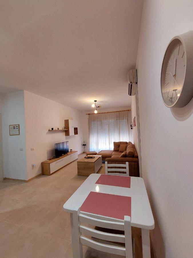 Gex Apartments Тирана Екстериор снимка