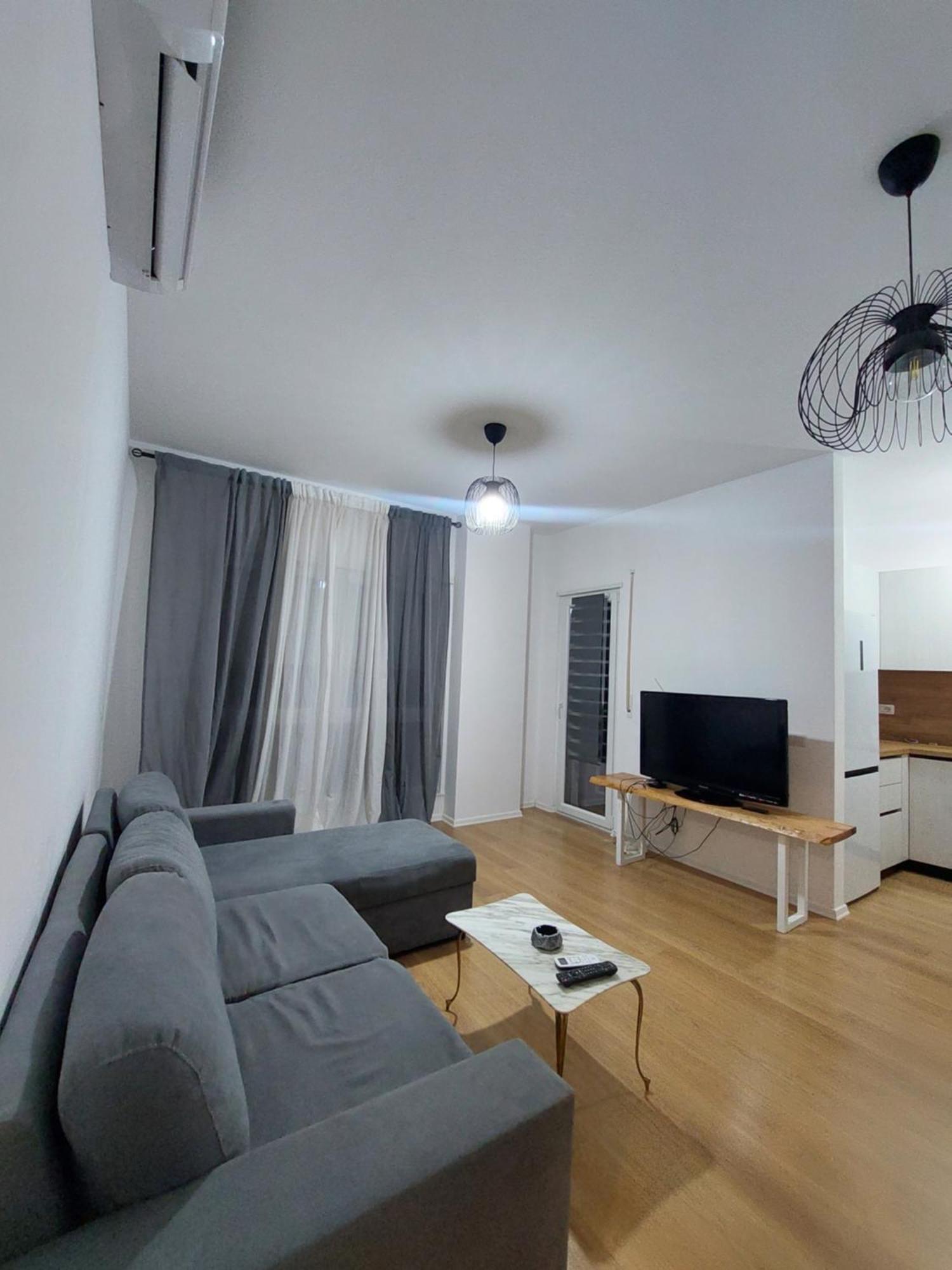 Gex Apartments Тирана Екстериор снимка