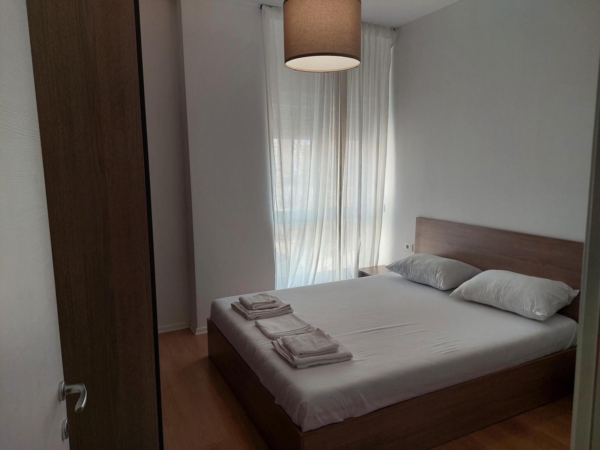 Gex Apartments Тирана Екстериор снимка